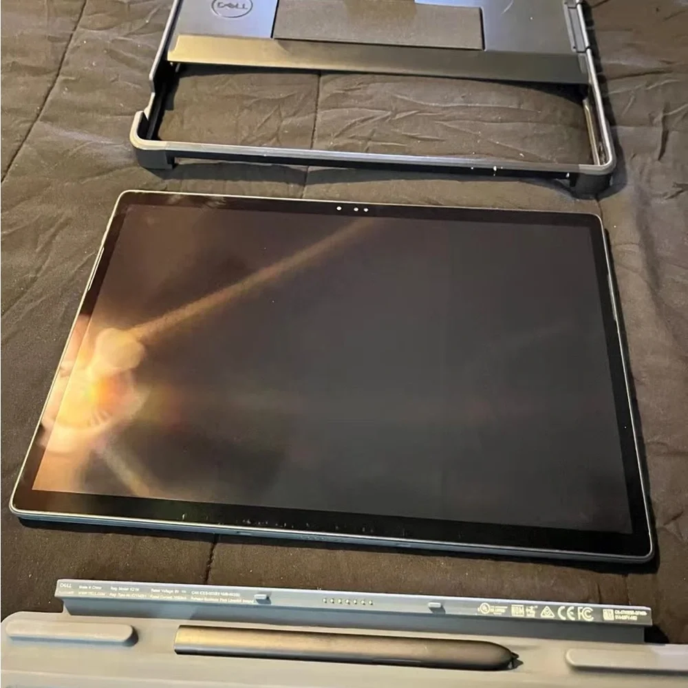 Dell Latitude 7350 Detachable 2-in-1 Laptop Tablet Sim 5G Cellular(2024)Touch